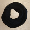 Foto verwarmde zwarte sjaal